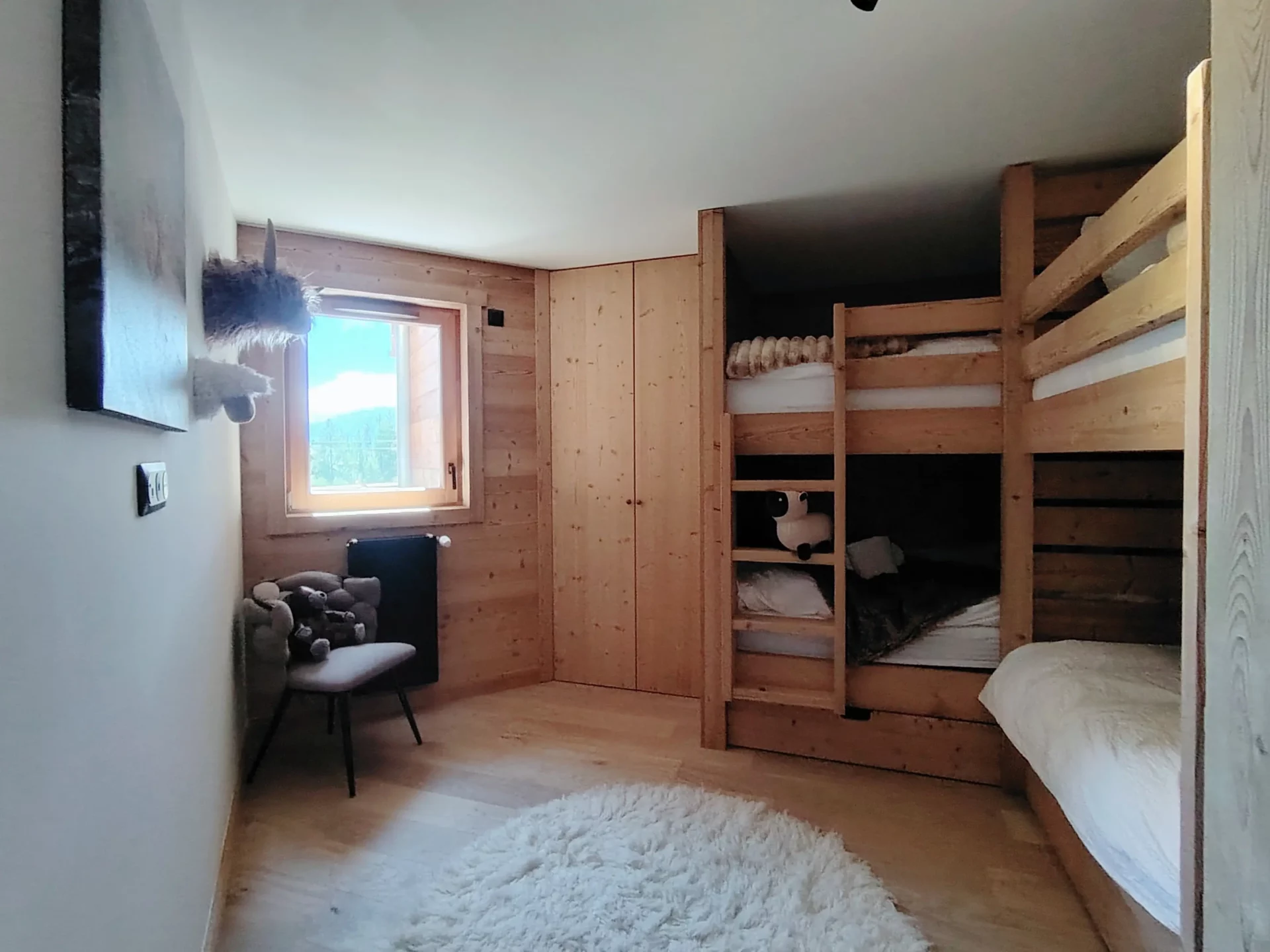 Chambre d'un appartement à louer à l'alpe d'huez dans la résidence Cachemire